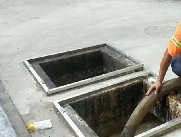 鼓楼化粪池清理